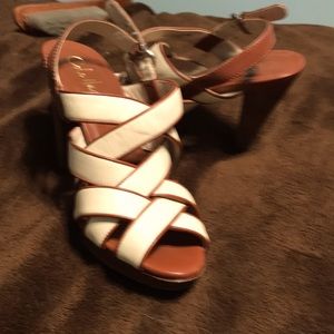 Excellent condition. Slingback, dressy heeled. Barely worn/well cared for
